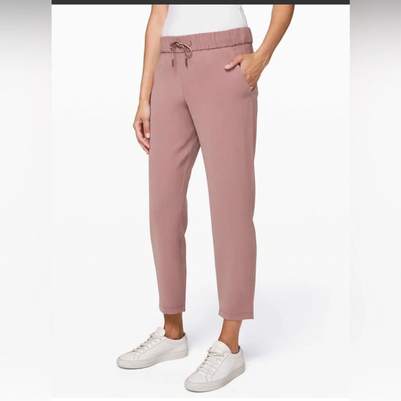 Lululemon On the Fly Pant Woven Red Dust Size 12 - Picture 1 of 6